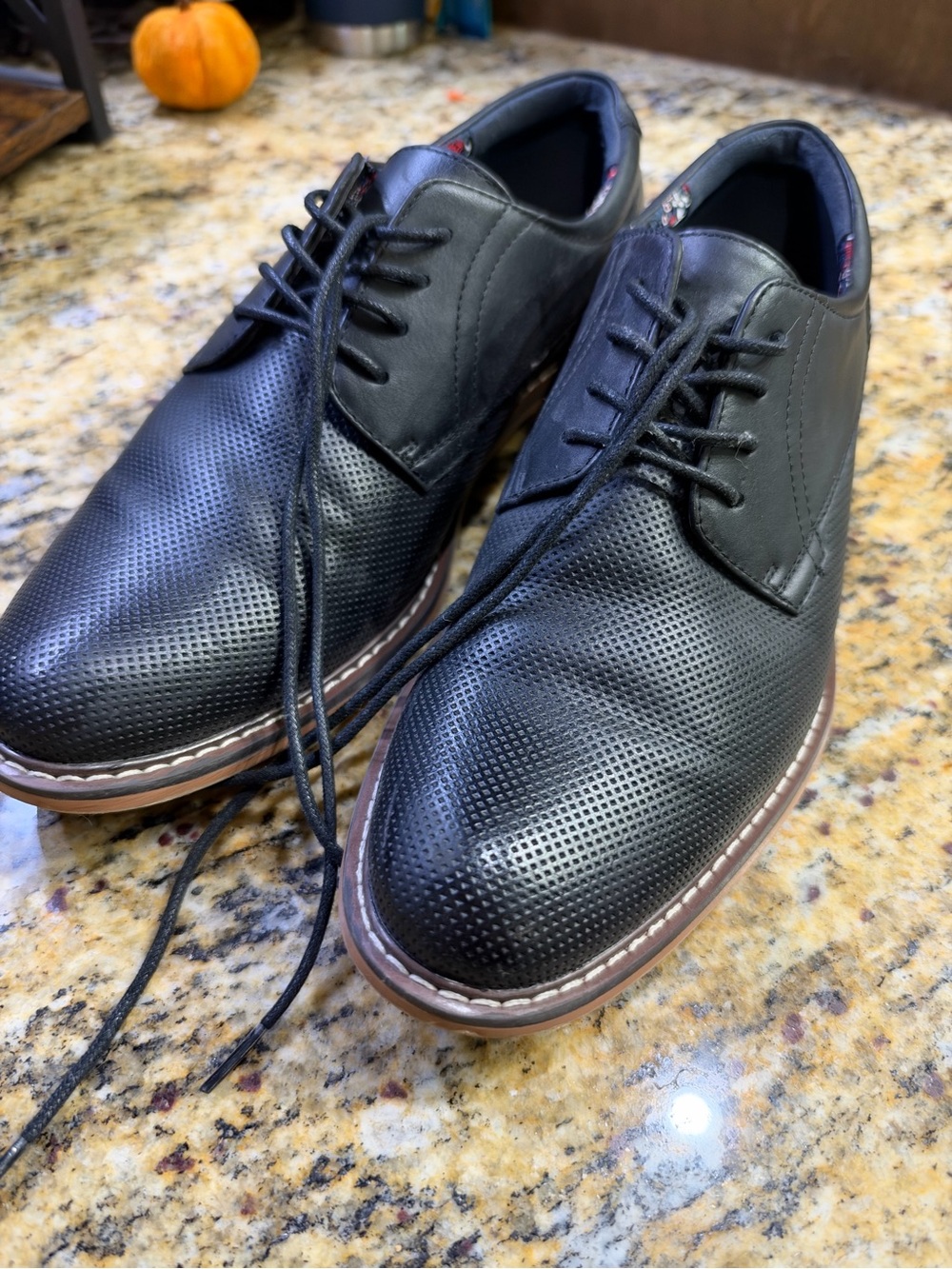 Madden Men's Black Dress Shoes size 8